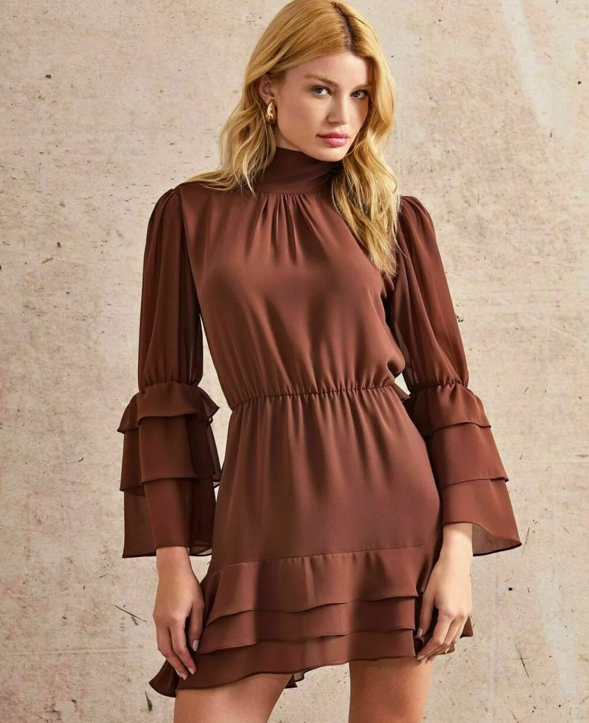 Vestido Chiffon Babados