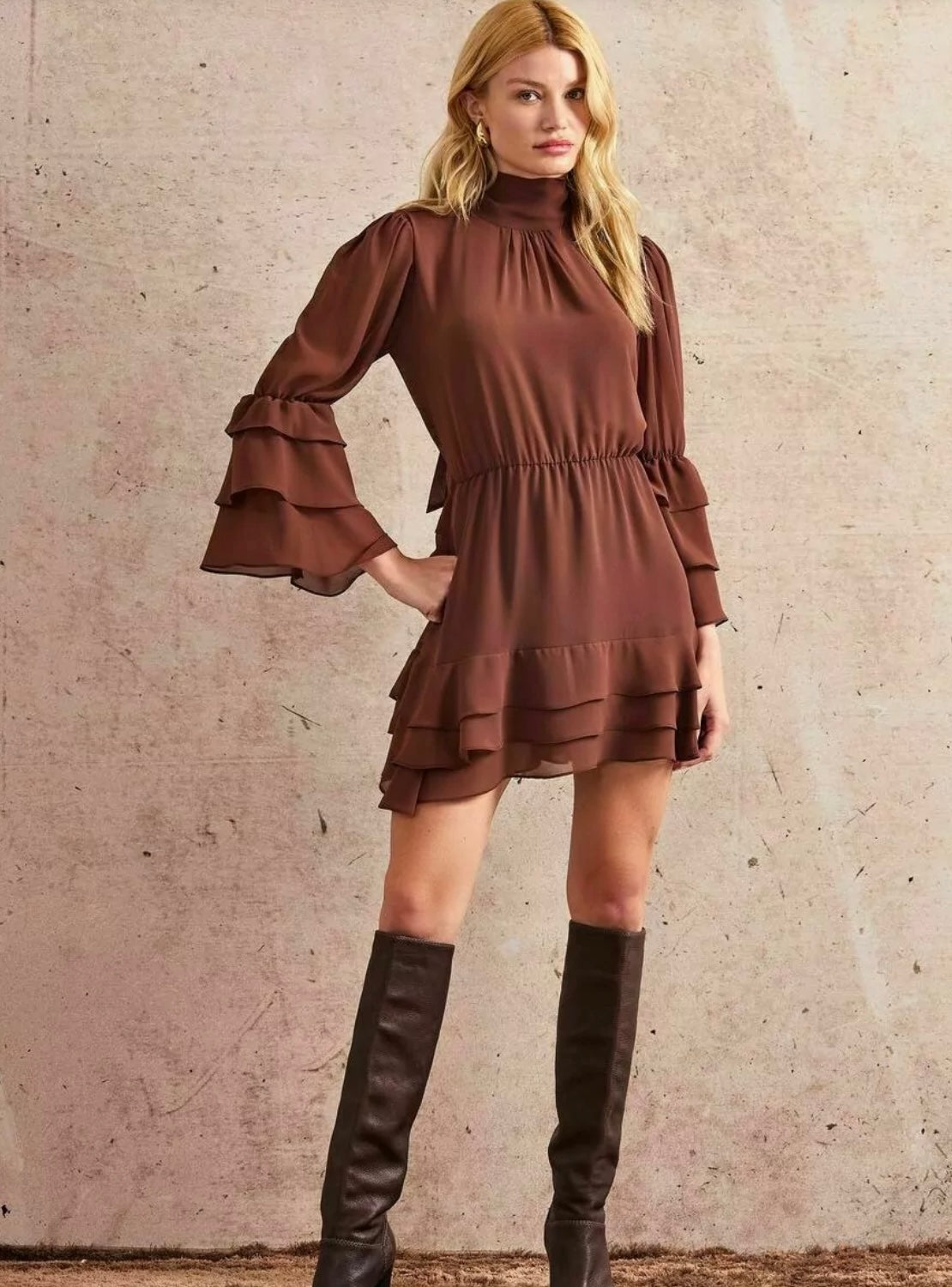 Vestido Chiffon Babados