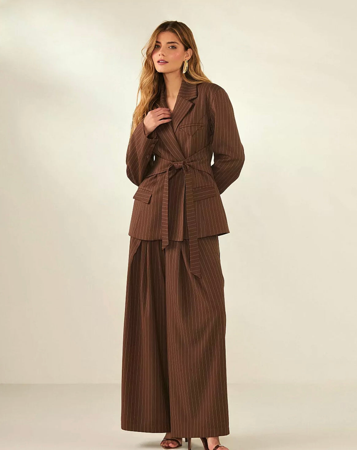 Blazer Risca de Giz Laço