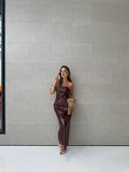Saia Thaís