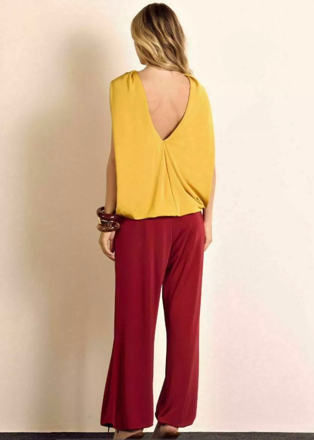 Blusa Jersey Com Capa