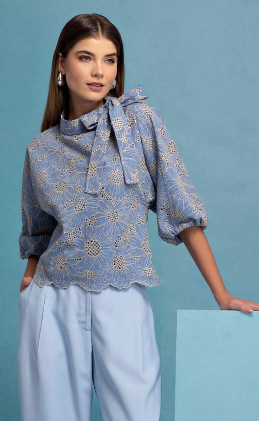 Camisa Laço em laise